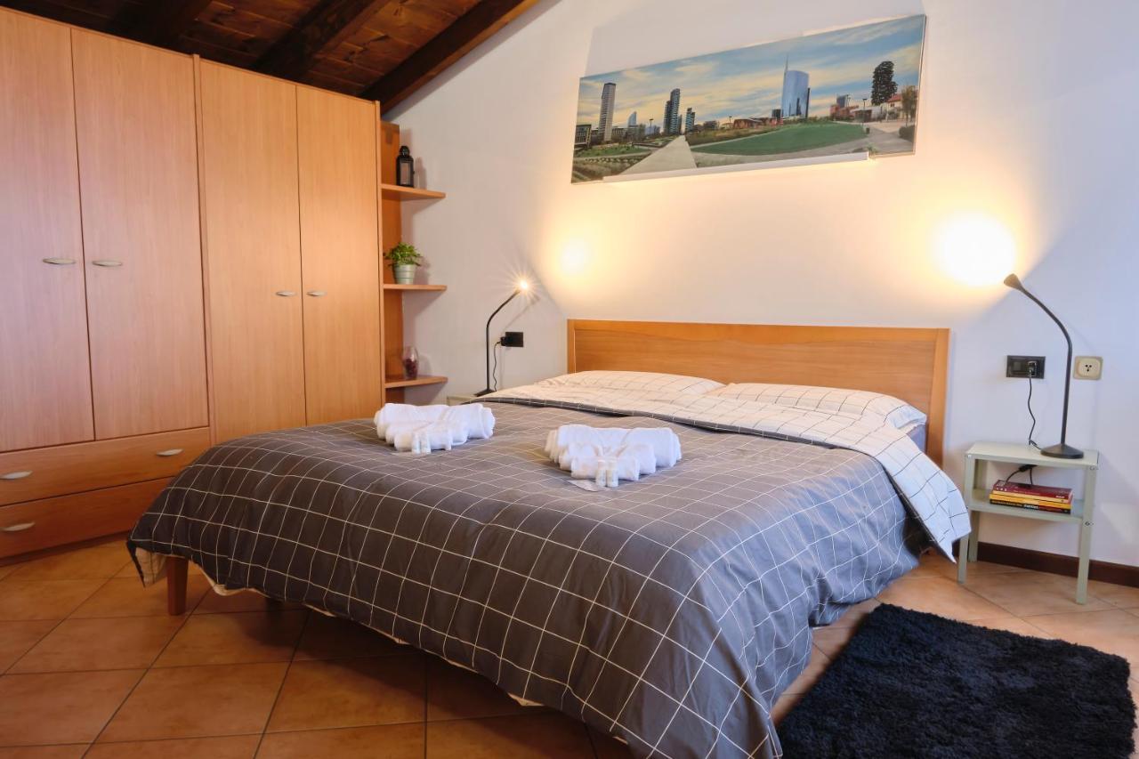 10' From Malpensa Casa Moderna, Netflix & Wi-Fi Apartment Casorate Sempione Luaran gambar